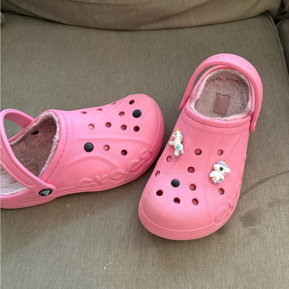 Pink Crocs - Picture 2 of 5